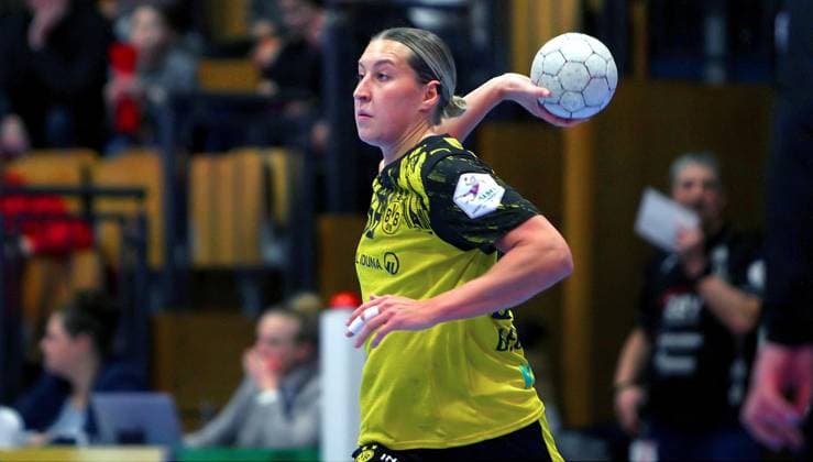 Dana Bleckmann Dortmund Handball Women 1 Bundesliga 2025 26 BSV Sachsen Zwickau Borussia Dortmund 29 30 on 28 1 2026 at the Sparkassen Arena Zwickau Handball Women 1 Bundesliga 2025 26 BSV Sachsen Zwickau Borussia Dortmund 29 30 on 28 1 2026 at the Sparkassen Arena Zwickau BSV Sachsen Zw ickau Borussia Dortmund