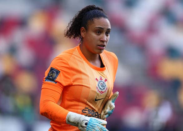 London, England, 28th January 2026. Leticia Izidoro of Corinthians during the Gotham FC vs Corinthians Feminino FIFA Womens Champions Cup semi-final match at Gtech Community Stadium, London. Picture credit should read: Paul Terry Sportimage EDITORIAL USE ONLY. No use with unauthorised audio, video, data, fixture lists, club league logos or live services. Online in-match use limited to 120 images, no video emulation. No use in betting, games or single club league player publications. SPI_121_PT_Gotham_Corinthians SPI-4483-0121