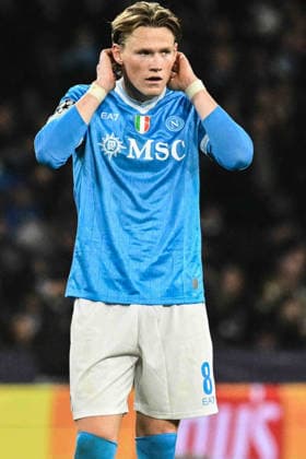 CALCIO - UEFA Champions League - SSC Napoli vs Chelsea FC Scott McTominay of SSC Napoli gestures during the Uefa Champions League between SSC Napoli vs Chelsea FC :Agostino Gemito PA Naples Italy  Copyright: xIPAxSport ABACAx