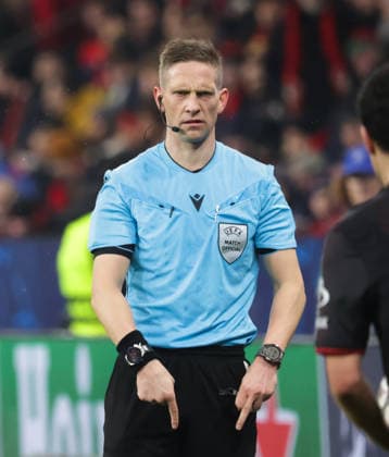 Referee Espen Eskas, UEFA Champions League, matchday 8, Bayer 04 Leverkusen v FC Villarreal, Bayarena Leverkusen, Germany, 28 01 2026