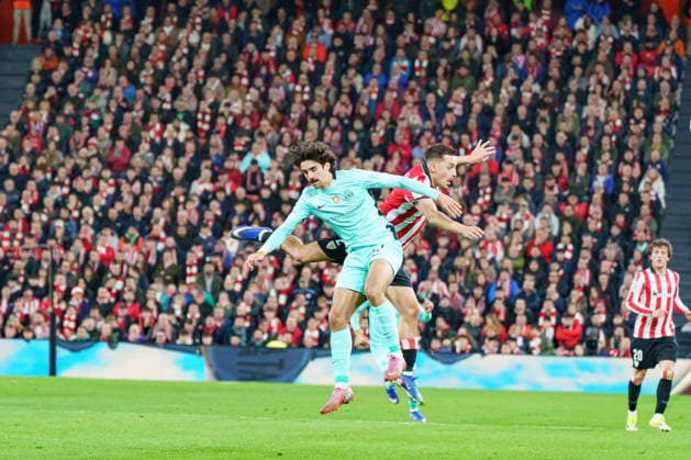Francisco Trincao and Andoni Gorosabel seen during UEFA Champions League phase game between teams of Athletic Club and Sporting CP (Mickael Ducint Ball Raw Images) Bilbao San Mames Spain Copyright: xMickaelxDucintx AthleticSporting2526-111