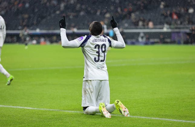 28 01 2026, Football UEFA Champions League, Eintracht Frankfurt Tottenham Hotspur, emonline, emspor, v l , Goal celebration to 0 1 by Randal Kolo Muani Tottenham Hotspur , Goal celebration, celebrate the goal DFL DFB REGULATIONS PROHIBIT ANY USE OF PHOTOGRAPHS AS IMAGE SEQUENCES AND OR QUASI VIDEO xdcx Copyright: HMBxMedia Claus