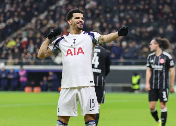 28 01 2026, Football UEFA Champions League, Eintracht Frankfurt Tottenham Hotspur, emonline, emspor, v l , Goal celebration, celebrate the goal 0 2 by Dominic Solanke Tottenham Hotspur , Goal celebration, celebrate the goal DFL DFB REGULATIONS PROHIBIT ANY USE OF PHOTOGRAPHS AS IMAGE SEQUENCES AND OR QUASI VIDEO xdcx Copyright: HMBxMedia Claus