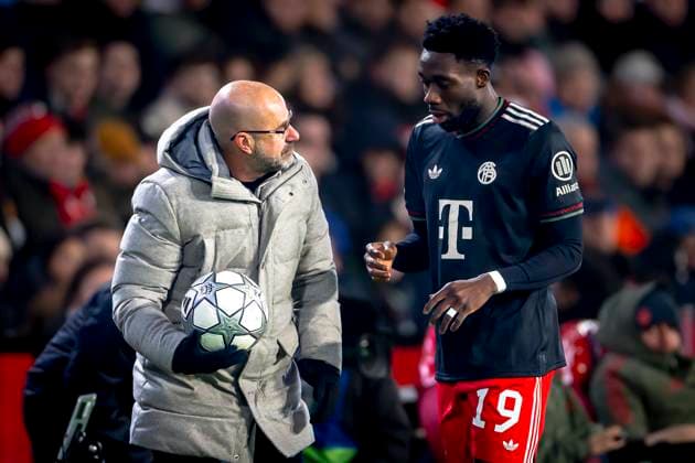 PSV Eindhoven trainer Peter Bosz, SC Bayern Munchen midfielder Alphonso Davies during the match PSV Eindhoven vs FC Bayern Munchen at the Philips stadium for the Champions League League phase Matchday 8 season 2025 2026 in EINDHOVEN, Netherlands on 28 01 2026, Photo by Marcel van Dorst EYE4IMAGES