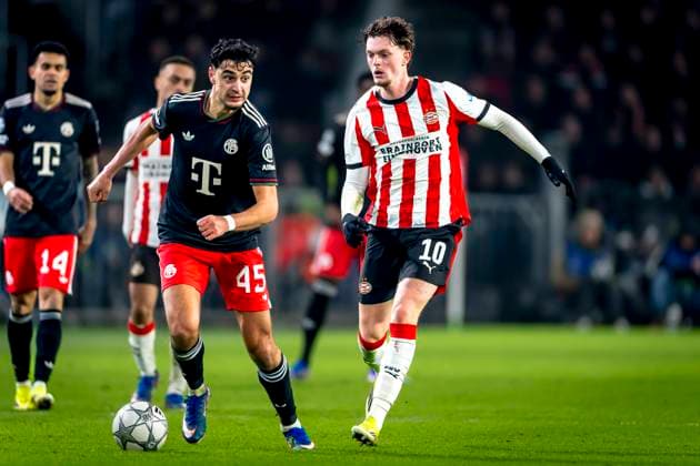SC Bayern Munchen midfielder Aleksander Pavlovic, PSV Eindhoven midfielder Paul Wanner during the match PSV Eindhoven vs FC Bayern Munchen at the Philips stadium for the Champions League phase Matchday 8 season 2025 2026 in EINDHOVEN, Netherlands on 28 01 2026, Photo by Marcel van Dorst EYE4IMAGES