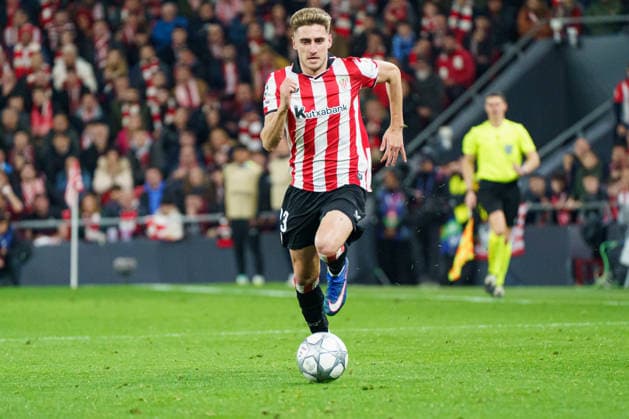 Robert Navarro seen during UEFA Champions League phase game between teams of Athletic Club and Sporting CP (Mickael Ducint Ball Raw Images) Bilbao San Mames Spain Copyright: xMickaelxDucintx AthleticSporting2526-177