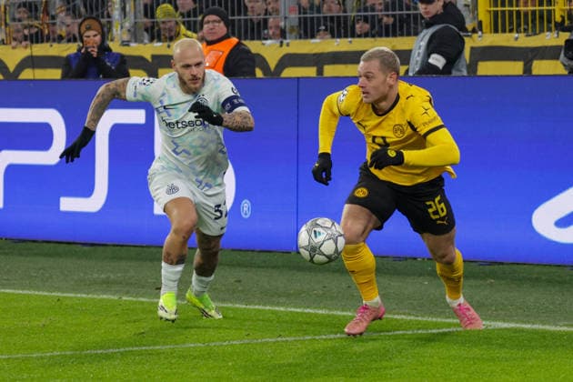 28 01 2026, xgrfx, Football UEFA Champions League , Borussia Dortmund Inter Milan v l Federico Dimarco Inter Milan , Julian Ryerson Borussia Dortmund DFL DFB REGULATIONS PROHIBIT ANY USE OF PHOTOGRAPHS as IMAGE SEQUENCES and or QUASI VIDEO Signal Iduna Park