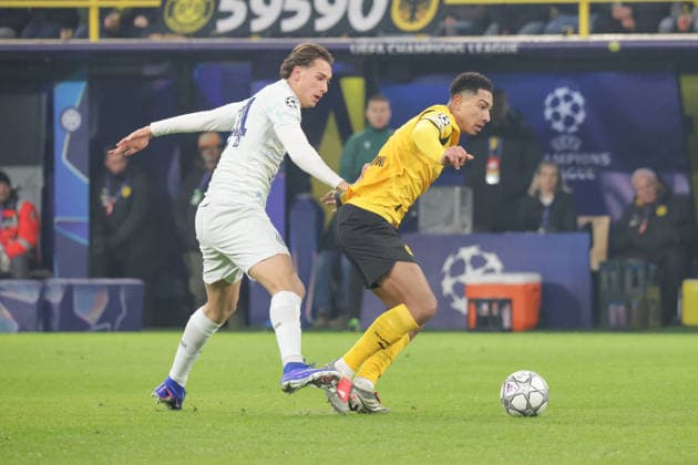 28 01 2026, xgrfx, Football UEFA Champions League , Borussia Dortmund Inter Milan v l Davide Frattesi Inter Milan , Jobe Bellingham Borussia Dortmund DFL DFB REGULATIONS PROHIBIT ANY USE OF PHOTOGRAPHS as IMAGE SEQUENCES and or QUASI VIDEO Signal Iduna Park
