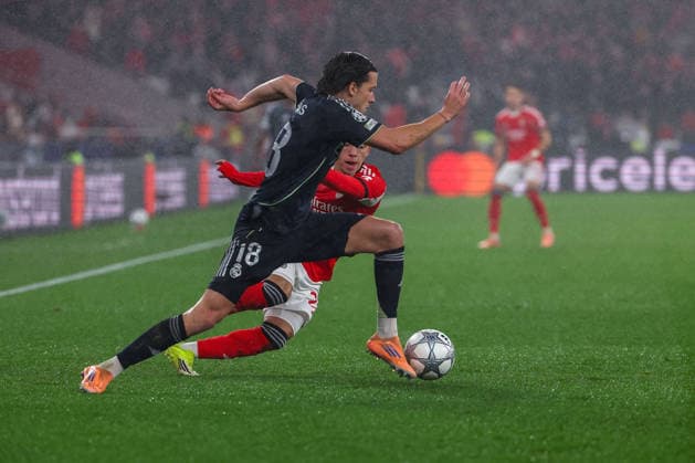 FBL UEFA Champions League 2025 26 SL Benfica Real Madrid Alvaro Carreras Real Madrid , Gianluca Prestianni S L Benfica during the UEFA Champions League 2025 26 League Phase MD8 match between Sport Lisboa e Benfica and Real Madrid at Estadio da Luz on Wednesday 28 January 2026 in Lisbon, Portugal Copyright: JoaquimxFerreira