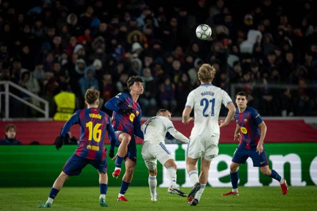 UEFA Champions League FC Barcelona, Barca Vs Copenhagen in Barcelona, Spain - 28 Jan 2026 Marc Bernal, Fermin Lopez of FC Barcelona and Mads Emil Madsen of FC Copenhagen seen in action during a UEFA Champions League match between FC Barcelona and Copenhagen at Spotify Camp Nou. Final score FC Barcelona 4 :1 Copenhagen Barcelona Spain Copyright: xFelipexMondinox xSOPAxImagesx SP0744-1587