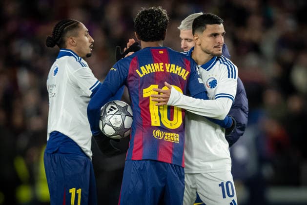UEFA Champions League FC Barcelona, Barca Vs Copenhagen in Barcelona, Spain - 28 Jan 2026 Lamine Yamal of FC Barcelona, Mohamed Elyounoussi and Mohamed Elyounoussi of FC Copenhagen seen during a UEFA Champions League match between FC Barcelona and Copenhagen at Spotify Camp Nou. Final score FC Barcelona 4 :1 Copenhagen Barcelona Spain Copyright: xFelipexMondinox xSOPAxImagesx SP0744-1889