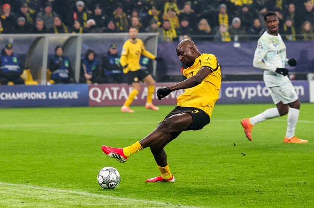 DORTMUND, GERMANY - JANUARY 28: Serhou Guirassy of Borussia Dortmund shoots during the UEFA Champions League 2025 26 League Phase MD8 match between Borussia Dortmund and FC Internazionale Milano at BVB Stadion Dortmund on January 28, 2026 in Dortmund, Germany. (Photo by Rene Nijhuis) SPO  Copyright: xRenexNijhuis