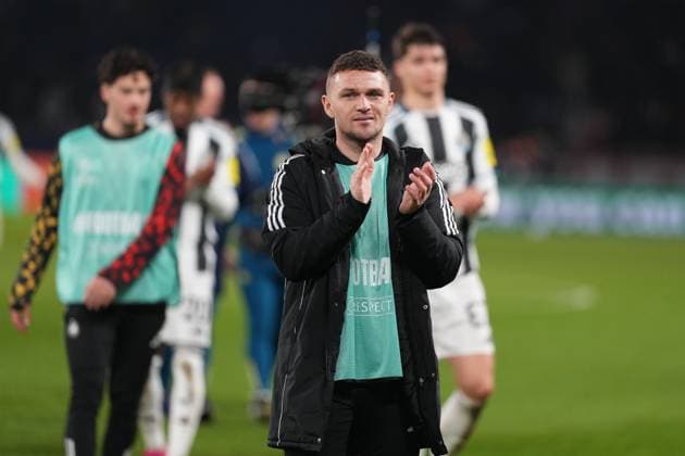 Kieran Trippier of Newcastle applauds the traveling fans after the match Paris Saint-Germain v Newcastle United, UEFA Champions League, Group Stage, Football, Parc des Princes, Paris, France - 28 Jan 2026Paris Parc des Princes France EDITORIAL USE ONLY No use with unauthorised audio, video, data, fixture lists, club league logos or live services. Online in-match use limited to 120 images, no video emulation. No use in betting, games or single club league player publications. Copyright: xDavexWinter Shutterstockx 16429499jt