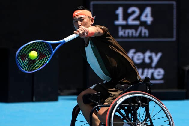 TENNIS AUSTRALIAN OPEN, Tokito Oda of Japan in action during the men™s wheelchair quarterfinals match against Tom Egberink of the Netherlands on day 12 of the 2026 Australian Open tennis tournament at Melbourne Park in Melbourne, Thursday, January 29, 2026. ( NO ARCHIVING MELBOURNE VICTORIA AUSTRALIA  Copyright: xROBxPREZIOSOx 20260129144907518088
