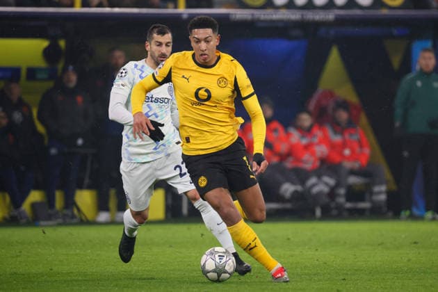 Dortmund, Germany January 28, 2026 Champions League 2025 2026 Borussia Dortmund vs Inter Milan In the picture from left in the duel Henrikh Mkhitaryan Inter and Jobe Bellingham BVB Signal Iduna Park North Rhine-Westphalia Copyright: xFotostandx xFantinix
