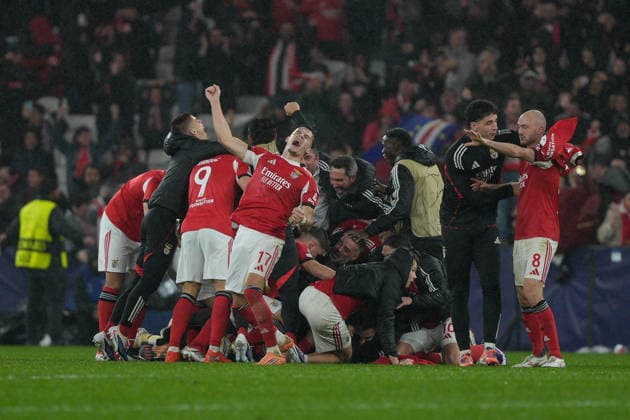 UEFA Champions League SL Benfica Vs Real Madrid CF in Lisbon, Portugal - 28 Jan 2026 SL Benfica players celebrate a goal during UEFA Champions League 2025 26 League phase Matchday 8 between SL Benfica and Real Madrid CF at Estadio da Luz. Final score SL Benfica 4 : 2 Real Madrid CF Lisbon Portugal Copyright: xBrunoxdexCarvalhox xSOPAxImagesx brunodecarvalho_benficarealmadrid-1383