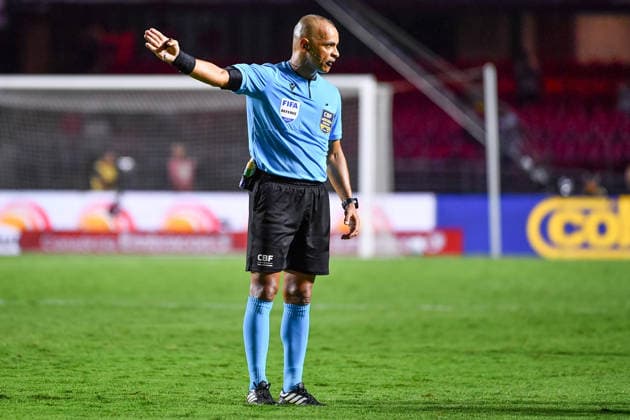 São Paulo FC x Flamengo SaO PAULO, SP - 28.01.2026: SaO PAULO FC X FLAMENGO - Referee Wilton Pereira Sampaio during the match between Sao Paulo FC x Flamengo, valid for the first round of the 2026 Brazilian Football Championship, this Wednesday (28), at Morumbis, SP. (Photo: Roberto Casimiro Fotoarena) x2875793x  RobertoxCasimiro