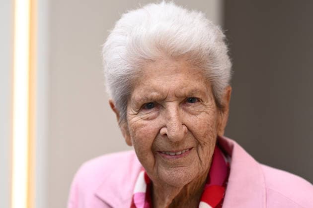 TENNIS AUSTRALIAN OPEN, Olympian Dawn Fraser poses for a photo at a hospitality marquee during Day 12 of the 2026 Australian Open tennis tournament at Melbourne Park in Melbourne, Thursday, January 29, 2026. ( NO ARCHIVING MELBOURNE VICTORIA AUSTRALIA  Copyright: xJOELxCARRETTx 20260129176755868017