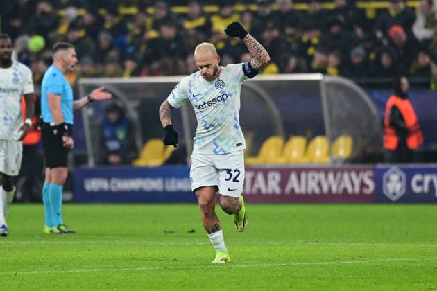 Goal celebration for 0 1 by Federico Dimarco FC Internazionale Milano, 32 , Borussia Dortmund vs Inter Milan, Soccer, Champions League, Group stage, Matchday 8, 28 01 2026 Dortmund Nordrhein Westfalen Germany Copyright: xkolbert-press MarcxNiemeyerx