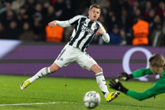 Paris Saint-Germain v Newcastle United FC - UEFA Champions League 2025 26 League Phase MD8 Harvey Barnes of Newcastle United participates in the UEFA Champions League - League phase, Matchday 8 - football match between Paris Saint-Germain (PSG) and Newcastle United FC at the Parc des Princes stadium. Paris France  Copyright: xIbrahimxEzzatx originalFilename:ezzat-notitle260128_npfz3.jpg