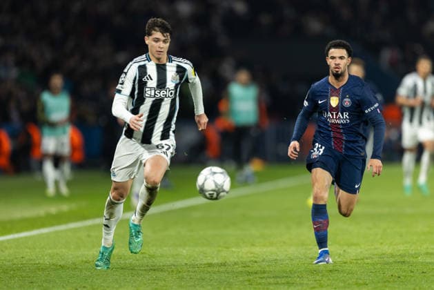 Paris Saint-Germain v Newcastle United FC - UEFA Champions League 2025 26 League Phase MD8 Lewis Miley of Newcastle United and Warren Zaire-Emery of Paris Saint-Germain participate in the UEFA Champions League - League phase, Matchday 8 - football match between Paris Saint-Germain (PSG) and Newcastle United FC at the Parc des Princes stadium. Paris France  Copyright: xIbrahimxEzzatx originalFilename:ezzat-notitle260128_npn1O.jpg