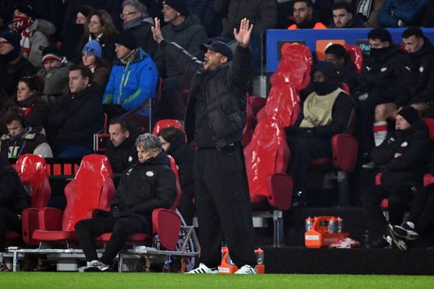 28 01 2026, xjrdrx, Football UEFA Champions League, PSV Eindhoven FC Bayern Muenchen v l Trainer head coach Vincent Kompany FC Bayern Muenchen DFL DFB REGULATIONS PROHIBIT ANY USE OF PHOTOGRAPHS as IMAGE SEQUENCES and or QUASI VIDEO Eindhoven