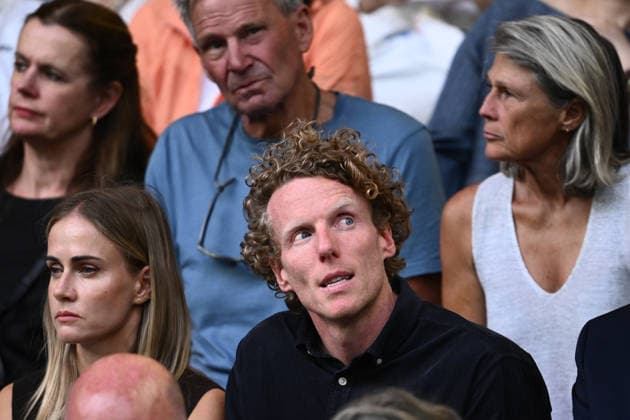 TENNIS AUSTRALIAN OPEN, Olympic gold medalist Steve Hooker watches Aryna Sabalenka of Russia and Elina Svitolina of Ukraine during the women™s semifinals against on day 12 of the 2026 Australian Open tennis tournament at Melbourne Park in Melbourne, Thursday, January 29, 2026. ( NO ARCHIVING MELBOURNE VICTORIA AUSTRALIA  Copyright: xJOELxCARRETTx 20260129137789186136