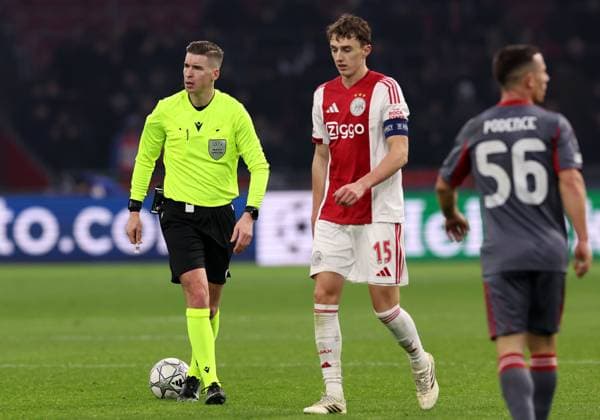 Referee Francois Letexier during the match AFC Ajax Amsterdam vs Olympiacos Piraues at the Johan Cruijff ArenA for the UEFA Champions League season 2025 2026 in AMSTERDAM, Netherlands on 28 january 2026 Photo by Peter Lous EYE4IMAGES