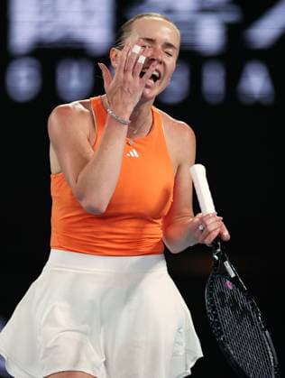 Elina Svitolina reacts during her semi-final match Australian Open tennis tournament, Day Twelve, Melbourne Park, Australia - 29 Jan 2026Melbourne Melbourne Park Victoria (VIC) Australia  Copyright: xEllaxLing Shutterstockx 16455615y