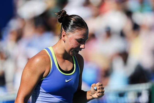 (260129) -- MANILA, Jan. 29, 2026 -- Sofia Costoulas reacts during the women s singles quarterfinal match between Tatiana Prozorova of Russia and Sofia Costoulas of Belgium at the WTA, Tennis Damen Philippine Women s Open in Manila, the Philippines, Jan. 29, 2026. ) (SP)THE PHILIPPINES-MANILA-TENNIS-WTA PHILIPPINE WOMEN S OPEN-SINGLES RouellexUmali 