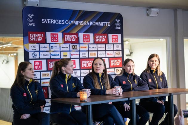 260129 Anna Hasselborg, Sara McManus, Agnes Knochenhauer, Sofia Scharback, Johanna Heldin, Curling, under en presskonferens anordnad av Svenska Olympiska KommittÃ n den 29 januari 2026 i Stockholm. *** 260129 Anna Hasselborg, Sara McManus, Agnes Knochenhauer, Sofia Scharback, Johanna Heldin, Curling, during a press conference organized by the Swedish Olympic Committee on 29 January 2026 in Stockholm  Copyright: JOHANNAxSÄLL BB260129BB396