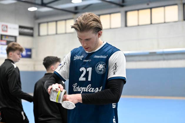 GER, 1 HBL, BHC06, Testspiel, BHC06 gegen TSV Bayer Dormagen 29 01 2026, Solingen ,BHC Leistungszentrum, GER, 1 Liqui Moly HBL, Testspiel BHC06 gegen TSV Bayer Dormagen 1 Liqui Moly HBL regulations prohibit any use of photographs as image sequences and or quasi video im Bild Kim Voss Fels Bergischer HC 21 Trainer Aaron Zierke GWD Minden dem Klebepott NordphotoxGmbHx xFreund nph00018
