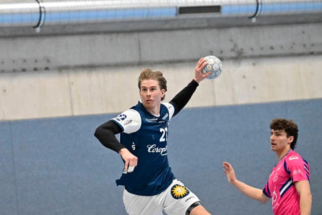 GER, 1 HBL, BHC06, Testspiel, BHC06 gegen TSV Bayer Dormagen 29 01 2026, Solingen ,BHC Leistungszentrum, GER, 1 Liqui Moly HBL, Testspiel BHC06 gegen TSV Bayer Dormagen 1 Liqui Moly HBL regulations prohibit any use of photographs as image sequences and or quasi video im Bild Kim Voss Fels Bergischer HC 21 beim Wurf NordphotoxGmbHx xFreund nph00018