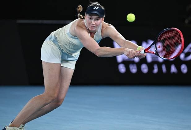 (260129) -- MELBOURNE, Jan. 29, 2026 -- Elena Rybakina hits a return during the women s singles semifinal match between Jessica Pegula of the United States and Elena Rybakina of Kazakhstan at the Australian Open tennis tournament in Melbourne, Australia, Jan. 29, 2026. (Photo by Xinhua) (SP)AUSTRALIA-MELBOURNE-TENNIS-AUSTRALIAN OPEN-WOMEN S SINGLES-SEMIFINALS WangxShen 