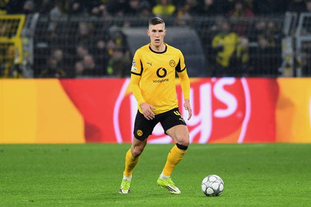 Nico Schlotterbeck (Borussia Dortmund) in Aktion, am Ball, Einzelaktion waehrend des Spiels der UEFA Champions League 2025 26, 8. Spieltag Ligaphase zwischen Borussia Dortmund und Inter Mailand, BVB Stadion am 28. January 2026 in Dortmund, Deutschland. (Foto von Ralf Treese DeFodi Images) +++ Nico Schlotterbeck (Borussia Dortmund) controls the ball during the UEFA Champions League 2025 26 League Phase MD8 match between Borussia Dortmund and FC Internazionale Milano at BVB Stadion Dortmund on January 28, 2026 in Dortmund, Germany. (Photo by Ralf Treese DeFodi Images) - *** Nico Schlotterbeck Borussia Dortmund in action, on the ball, single action during the UEFA Champions League 2025 26 League Phase MD8 match between Borussia Dortmund and Inter Milano, BVB Stadion on January 28, 2026 in Dortmund, Germany Photo by Ralf Treese DeFodi Images Nico Schlotterbeck Borussia Dortmund controls the ball during the UEFA Champions League 2025 26 League Phase MD8 match between Borussia Dortmund and FC Internazionale Milano at BVB Stadion Dortmund on January 28, 2026 in Dortmund, Germany Photo by Ralf Treese DeFodi Images