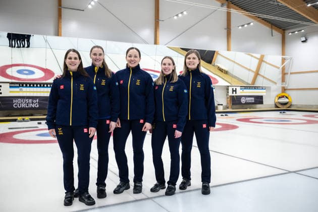 260129 Anna Hasselborg, Sara McManus, Agnes Knochenhauer, Sofia Scharback och Johanna Heldin, Curling, poserar för ett porträtt under en presskonferens anordnad av Svenska Olympiska KommittÃ n den 29 januari 2026 i Stockholm. *** 260129 Anna Hasselborg, Sara McManus, Agnes Knochenhauer, Sofia Scharback and Johanna Heldin, Curling, pose for a portrait during a press conference organized by the Swedish Olympic Committee on 29 January 2026 in Stockholm  Copyright: JOHANNAxSÄLL BB260129BB434