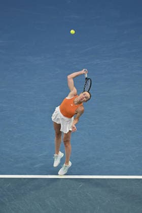 AUSTRALIAN OPEN 2026 MELBOURNE, AUSTRALIA - JANUARY 29: Elina Svitolina (UKR) in action against Aryna Sabalenka (NOT SEEN) during the Semifinals match at the Australian Open grand slam tennis tournament at Melbourne Park in Melbourne, Australia on January 29, 2026 Mark Avellino Anadolu Melbourne Australia. Editorial use only. Please get in touch for any other usage.  Copyright: x2026xAnadoluxMarkxAvellinox