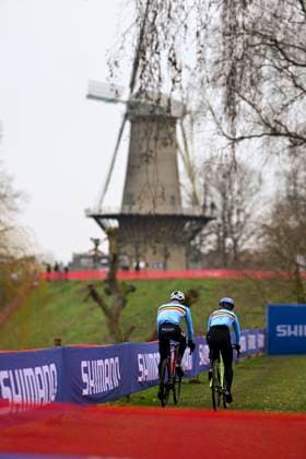 UCI World Championships 2026 Hulst - Media activities 29 01 2026 HULST, THE NETHERLANDS - JANUARY 29 : Illustration picture showing belgian cyclocross riders on training during the official training session on the track of the 2026 UCI Cyclo-Cross World Championships on January 29, 2026 in Hulst, The Netherlands, 29 01 2026 Hulst The Netherlands  Copyright: xNicoxVereeckenx