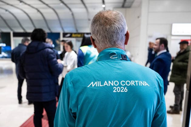 260129 An Olympic volunteer at Marco Polo Airport during day -8 of the 2026 Winter Olympics on January 29, 2026 in Venice. Photo: Mathias Bergeld BILDBYRAN kod MB MB1285 Olympic Games, Olympische Spiele, Olympia, OS olympics winter olympics os ol olympiska spel vinter-os olympiske leker milano cortina 2026 milan cortina 2026 milano cortina 2026 olympic games milano cortina 2026 winter olympic games milano cortina-os milano cortina-ol vinter-ol -8 bbeng preview förhands genre volontär *** 260129 An Olympic volunteer at Marco Polo Airport during day 8 of the 2026 Winter Olympics on January 29, 2026 in Venice Photo Mathias Bergeld BILDBYRAN code MB MB1285 olympic games olympics winter olympics os ol olympiska spel vinter os olympiske leker milano cortina 2026 milan cortina 2026 milano cortina 2026 olympic games milano cortina 2026 winter olympic games milano cortina os milano cortina ol winter ol 8 bbeng previews genre volontär  Copyright: MATHIASxBERGELD BB260129MB008
