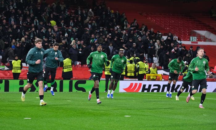 Ferencvaros TC players during the pre-match warm-up during the UEFA Europa league football match between Nottingham Forest and Ferencvaros TC at the City Ground in Nottingham. Copyright: xPaulxBonser SportsxPressxPhotox Sportspressphoto_SPR86676