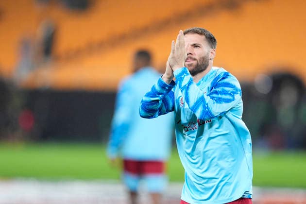 Fußball, EuroLeague, Real Betis Sevilla - Feyenoord Rotterdam #5 January 29, 2026, Sevilla, Sevilla, Spain: Bart Nieuwkoop of Feyenoord warms up during the UEFA Europa League 2025 26 League Phase MD8 match between Real Betis Balompie and Feyenoord at La Cartuja stadium on January 29, 2026 in Seville, Spain. Sevilla Spain - ZUMAa181 20260129_zaa_a181_014 Copyright: xJoaquinxCorcherox