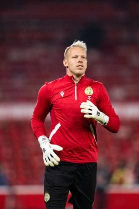 29th January 2026; The City Ground, Nottingham, England; UEFA Europa League Football, Nottingham Forest versus Ferencvarosi; David Grof of Ferencvarosi TC during the pre-match warm-up  GodfreyxPitt Content restricted for UK based newspaper