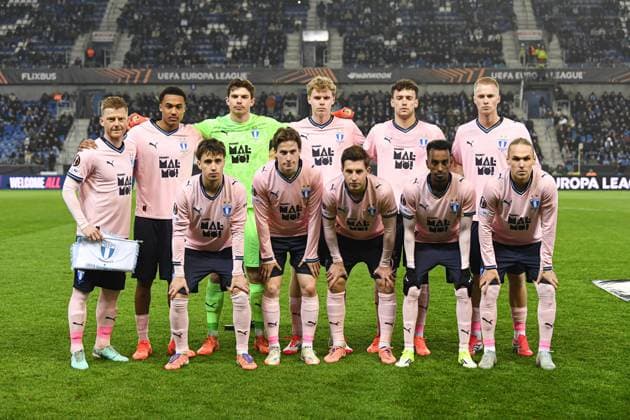 Malmo s players pictured before a soccer game between Belgian soccer team KRC Genk and Swedish team Malmo FF, in Genk, on Thursday 29 January 2026, on day eight of the League phase of the UEFA Europa League tournament. JILLxDELSAUX  x159638579x