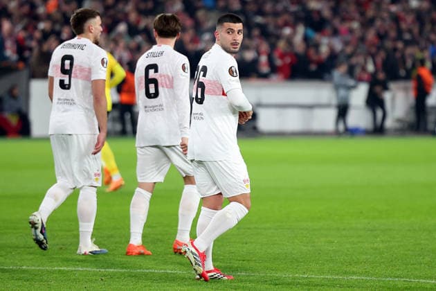29 01 2026, xrekx, Football UEFA Europa League, VfB Stuttgart Young Boys Bern v l Torjubel nach dem Tor zum celebrating the goal celebrate 1 0 durch Deniz Undav VfB Stuttgart DFL DFB REGULATIONS PROHIBIT ANY USE OF PHOTOGRAPHS as IMAGE SEQUENCES and or QUASI VIDEO Stuttgart