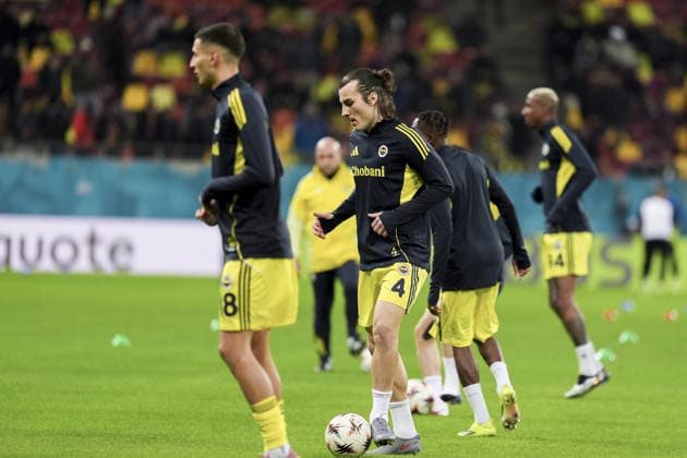 FCSB v Fenerbahce - UEFA Europa League BUCHAREST, ROMANIA - JANUARY 29: Caglar Soyuncu of Fenerbahce warms up ahead of the UEFA Europa League Week 8 football match between FCSB and Fenerbahce in Bucharest, Romania on January 29, 2026. Arife Karakum Anadolu Bucharest Romania. Editorial use only. Please get in touch for any other usage.  Copyright: x2026xAnadoluxArifexKarakumx