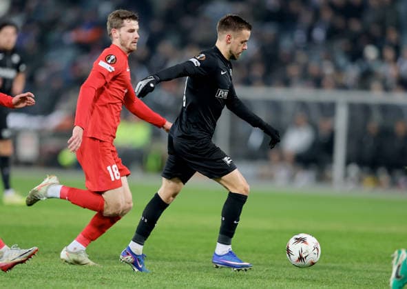 SOCCER - UEFA EL, Sturm vs Brann GRAZ,AUSTRIA,29.JAN.26 - SOCCER - UEFA Europa League, SK Sturm Graz vs SK Brann Bergen. Image shows Jacob Lungi Sorensen (Brann) and Tomi Horvat (Sturm).  GEPAxpictures xHansxOberlaender
