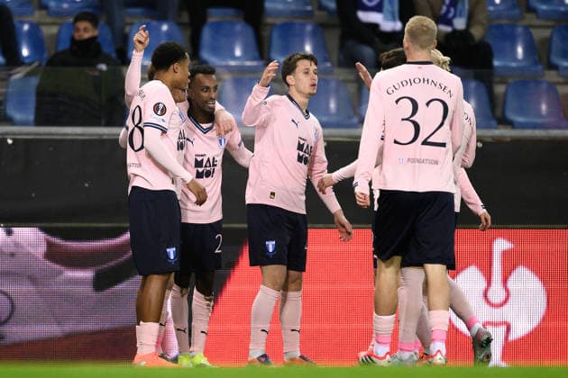 260129 Taha Ali of Malmö FF celebrates after 0 1 during the UEFA Europa League football match between KRC Genk and Malmö FF on January 29, 2026 in Genk Photo Simon Hastegard BILDBYRAN kod SH SH0684 fotboll football soccer fotball uefa europa league europa league krc genk malmö ff bbeng jubel  Copyright: SIMONxHASTEGARD BB260129SH034