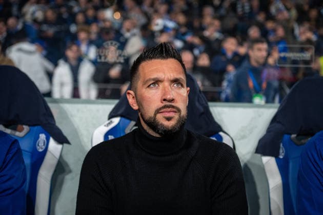January 29, 2026, Porto, Porto, Portugal: PORTO, PORTUGAL - JANUARY 29: FRANCESCO FARIOLI head coach of FC Porto is seen before the game start during the UEFA Europa League 2025 26 MD8 match between FC Porto and Rangers FC, at Estadio do Dragao on January 29, 2026 in Porto, Portugal Porto Portugal - ZUMAl192 20260129_zsp_l192_001 Copyright: xMiguelxLemosx