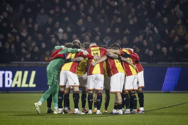DEVENTER - Go Ahead Eagles players before the UEFA Europa League match between Go Ahead Eagles and Sporting Braga at De Adelaarshorst on January 29, 2026, in Deventer, Netherlands. VINCENT JANNINK ANP UEFA Europa League 2025-2026 xVIxANPxSportx xxANPxIVx 549046759 originalFilename: 549046759.jpg