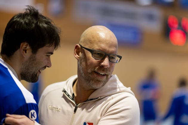 Axel Kromer, HBW Balingen Weilstetten, Managing Director , right with Benedek Nagy, HBW Balingen Weilstetten, 32 , HBW Balingen Weilstetten vs Kadetten Schaffhausen, handball, test match, 2025 2026 season, 29 01 26 Eibner Pressefoto Andreas Ulmer HBW Balingen Weilstetten vs Kadetten Schaffhausen, handball, test match, 2025 2026 season, 29 01 26 Dotternhausen Copyright: xEibner-Pressefoto AndreasxUlmerx EP_AUR
